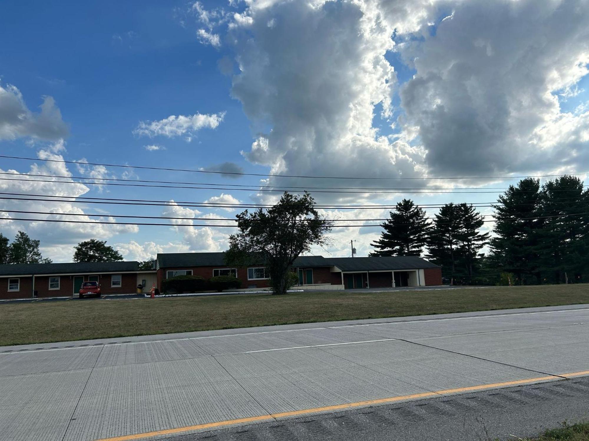 Hillcrest Motel By Oyo Aurora Near Lawrenceburg Exteriér fotografie